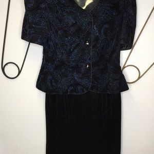 Vintage Leslie Fay Evenings short sleeve top & skirt